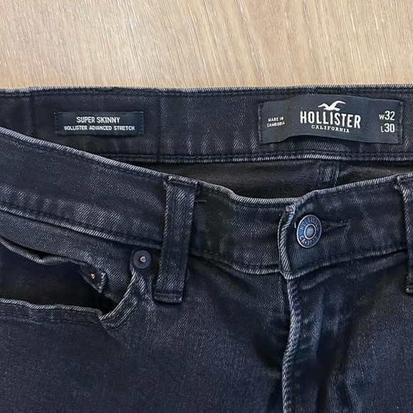 Hollister super skinny stretch, 32 x 30 black denim jeans - Picture 2 of 6